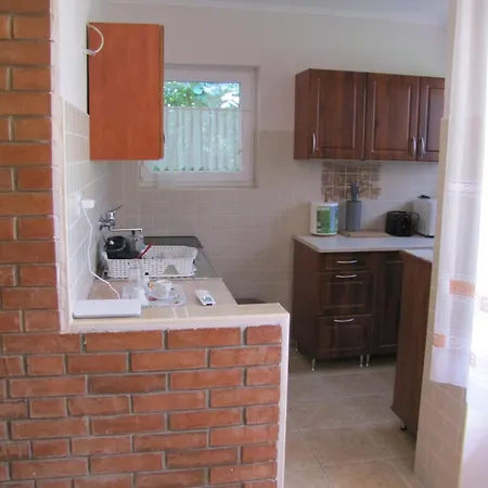 Gyoengyhaz Nyaralo Ferienhaus